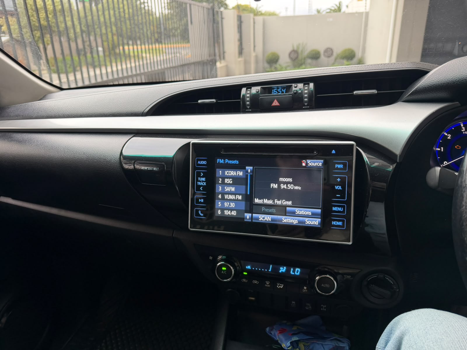 2016 Toyota Hilux GD6 4x4 D/C